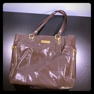 COACH Large Patent Leather Shoulder Bag/Tote
